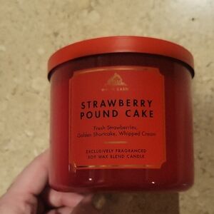 White Barn Strawberry Pound Cake Candle - Red